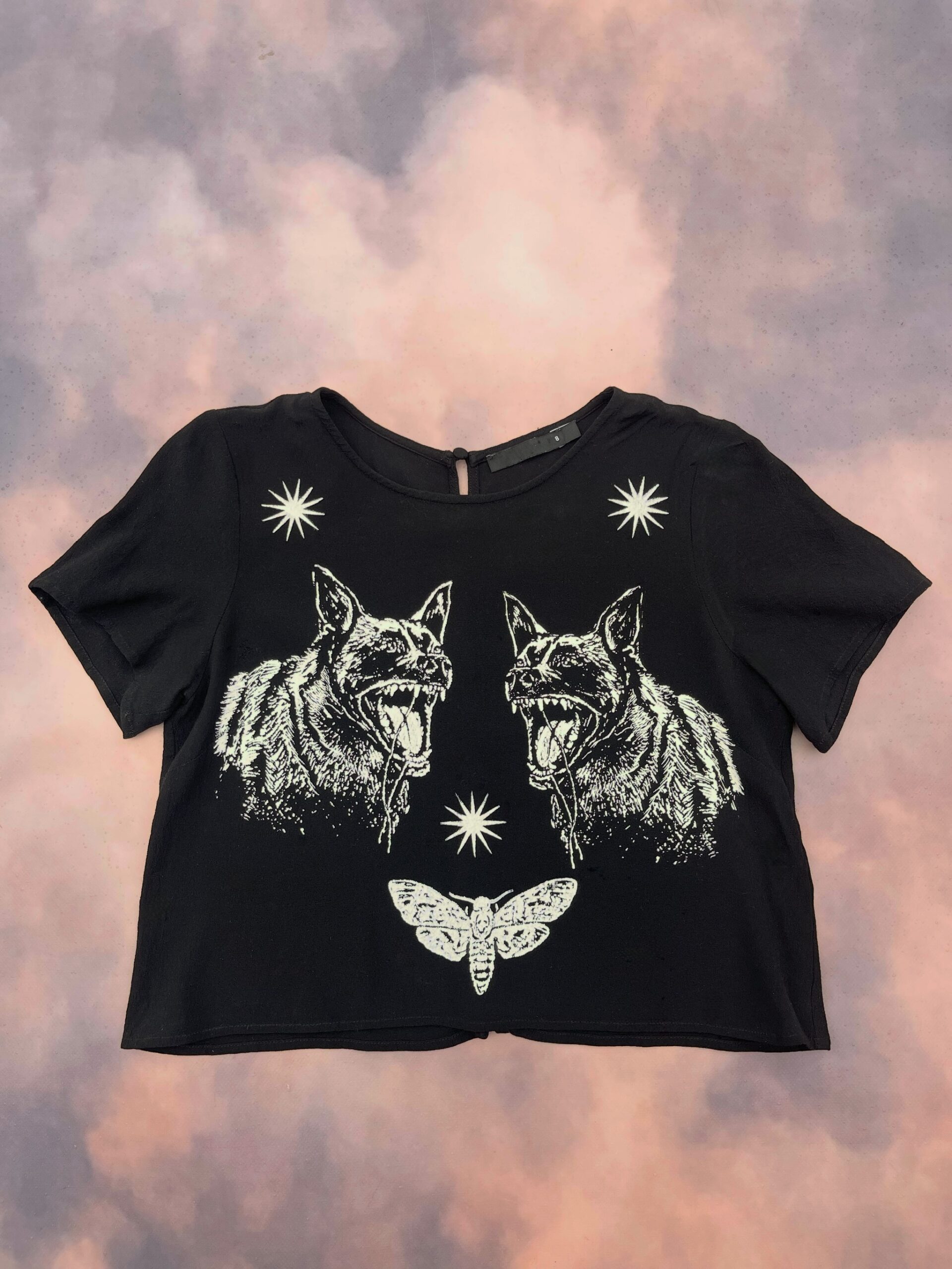 TOP 2 - Howling Hounds