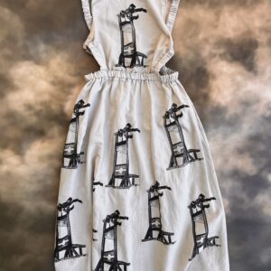Guillotine Gift 1 (size 14 AUS)